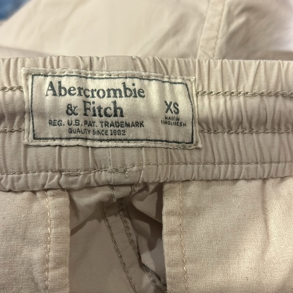 2 khaki bundle, Wonder Nation youth kahki shorts, Abercrombie & Fitch khakis. - Picture 7 of 11